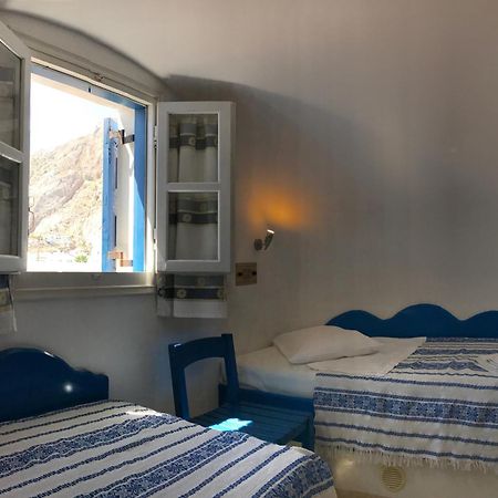Dioskouri Art Villas Kamari  Bilik gambar